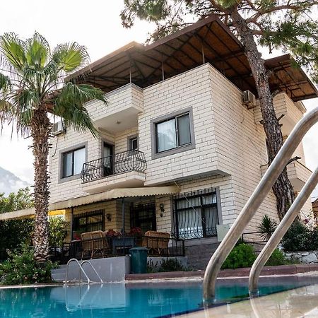 Spacious Villa With Sea And Mountain View Kemer Exteriér fotografie