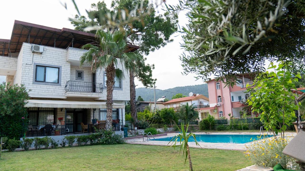 Spacious Villa With Sea And Mountain View Kemer Exteriér fotografie