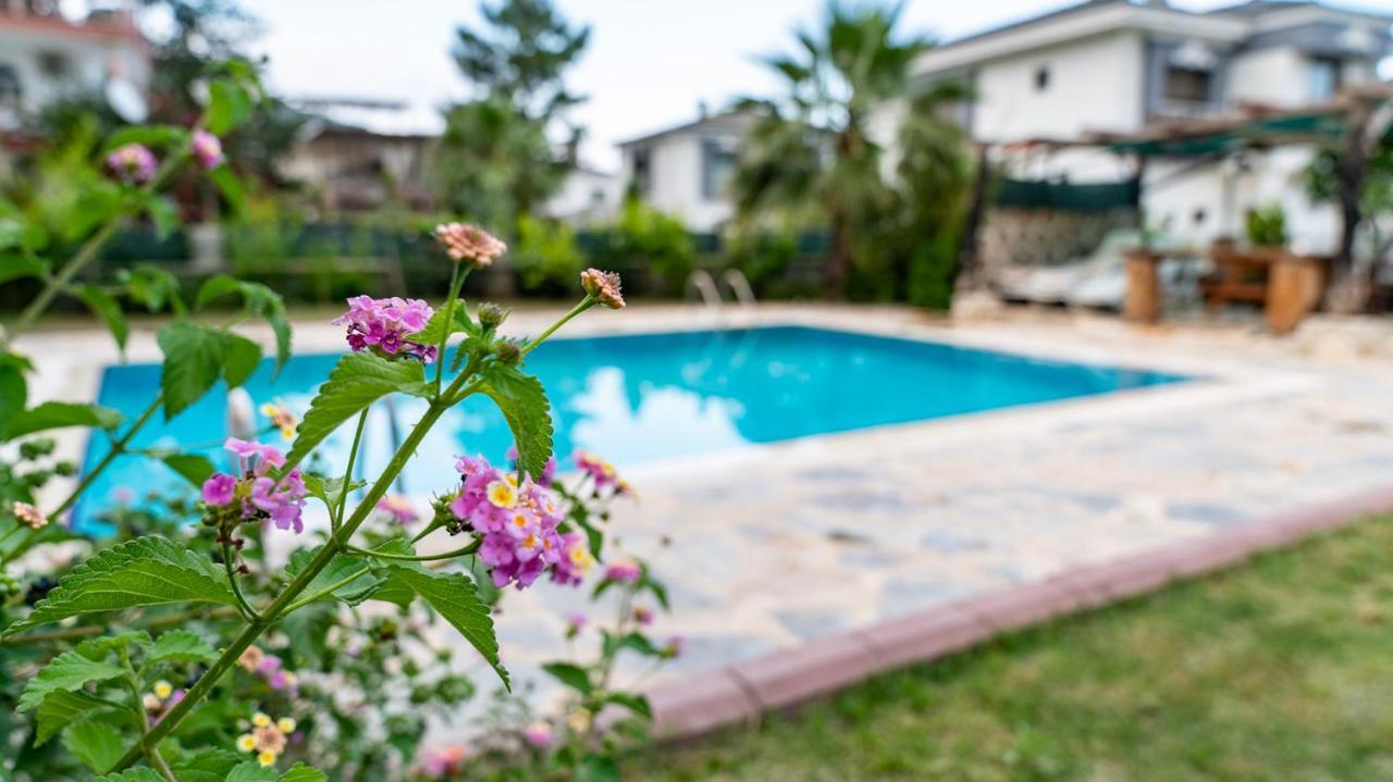 Spacious Villa With Sea And Mountain View Kemer Exteriér fotografie
